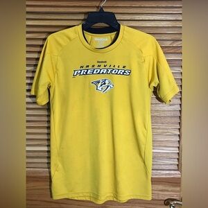 Reebok Youth Size XL (18) Yellow Nashville Predators Short Sleeve Shirt